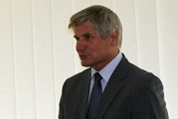 Dr. Česlovui Bobinui suteiktas LAS Garbės nario vardas