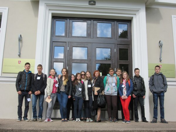 Žemdirbystės institute lankėsi būsimieji lyderiai